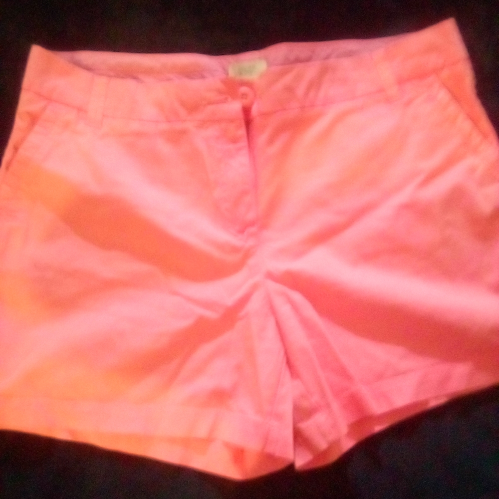 Crown & Ivy Vibrant Pink Women's Cargo Shorts